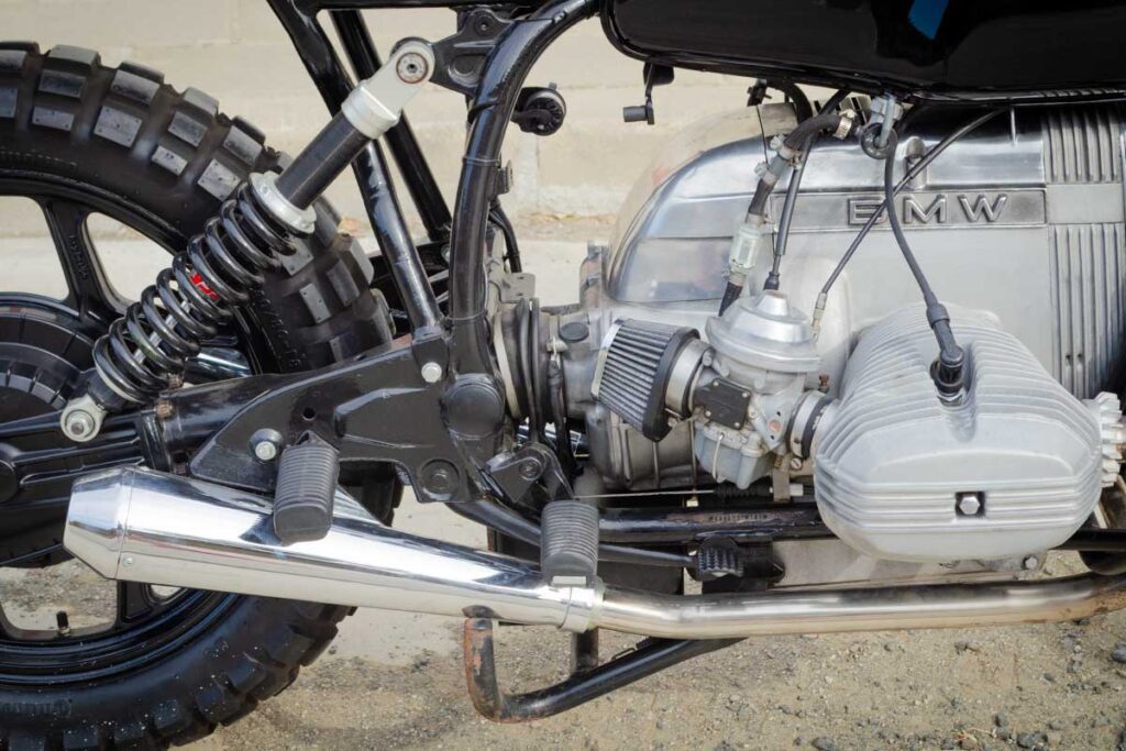 Engine and exhaust detail