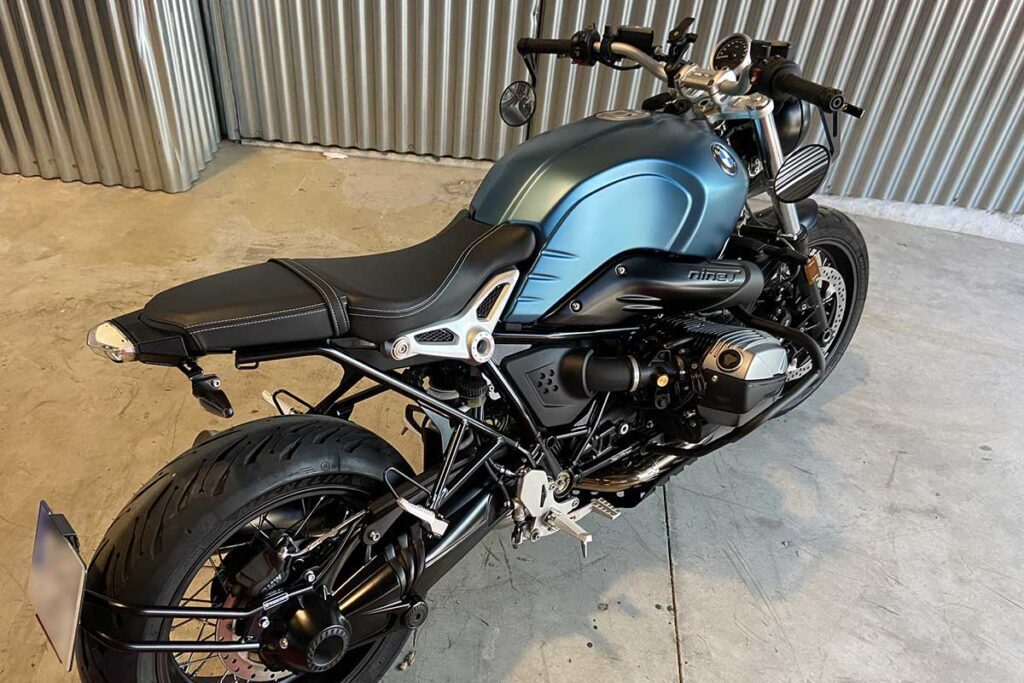 Right Side Rear Top View