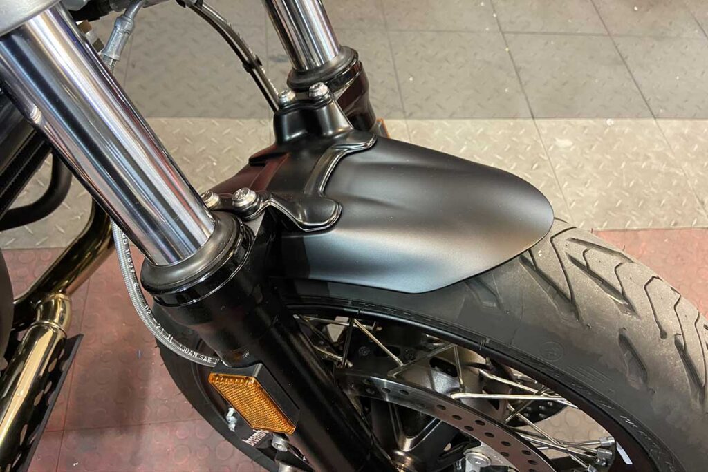 Front fender detail