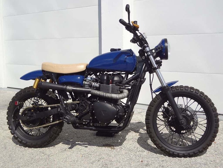 Triumph "Guerrilla", custom Brat and Scrambler motorcycle by Lord Drake Kustoms