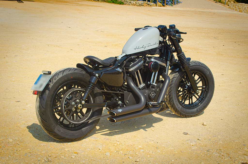 Right-view in back perspective of Harley Sportster 48 Bobber