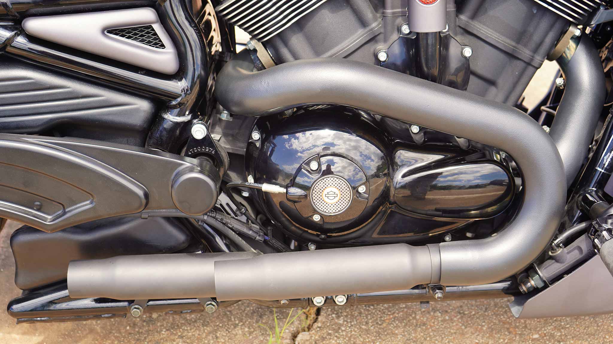 vrod 330 exhausts