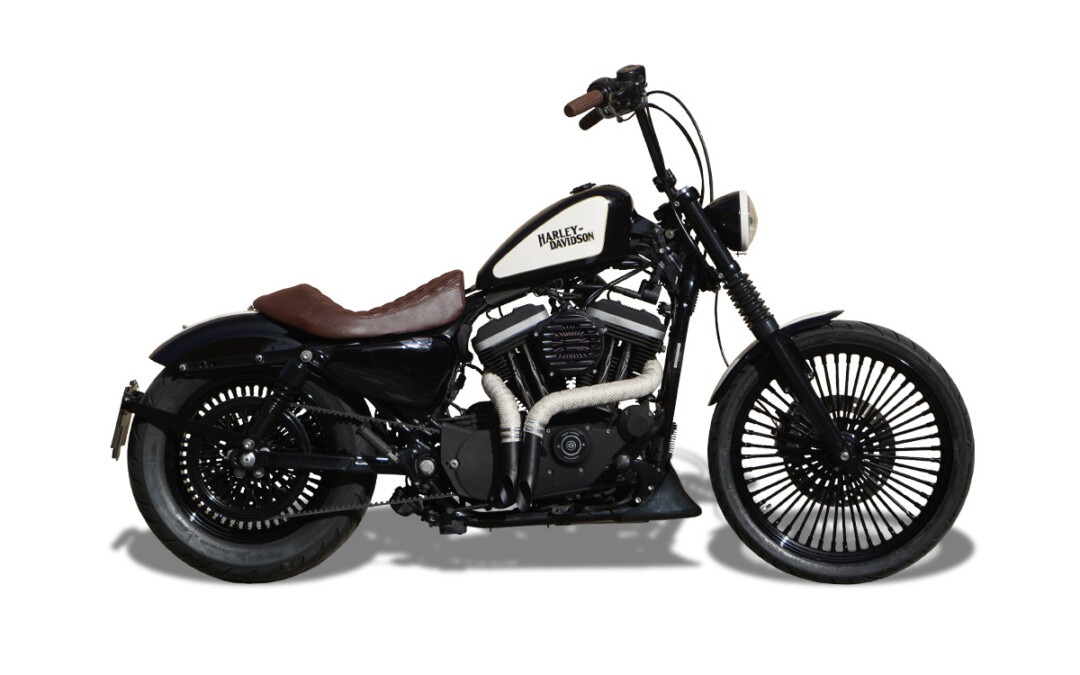 Sportster Bobber Black Cream