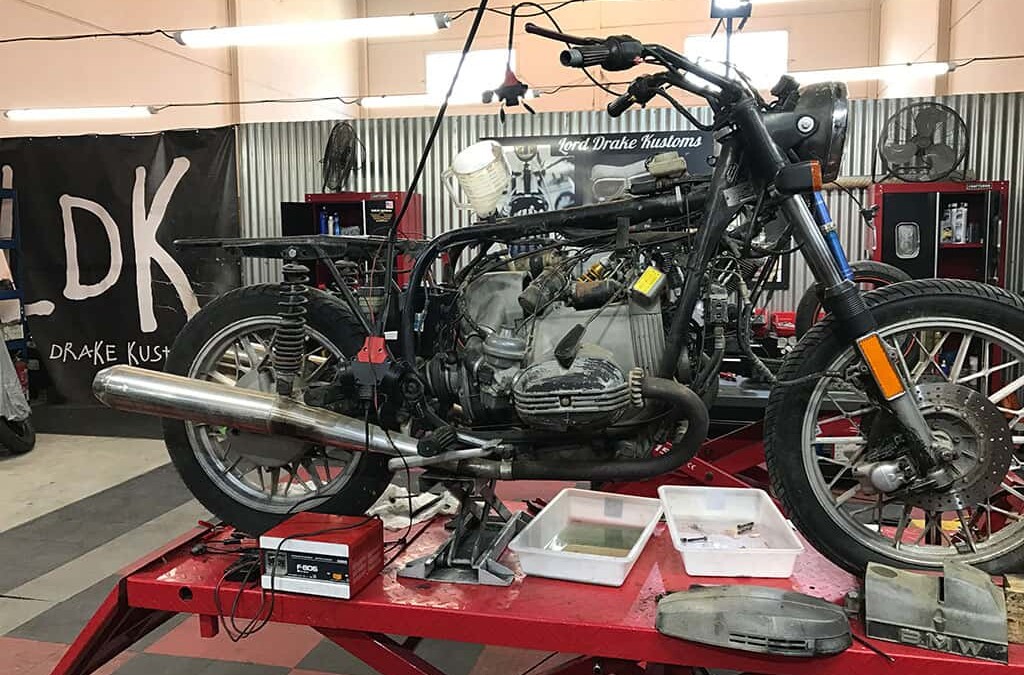 Errores comunes al modificar una moto (y cómo evitarlos)