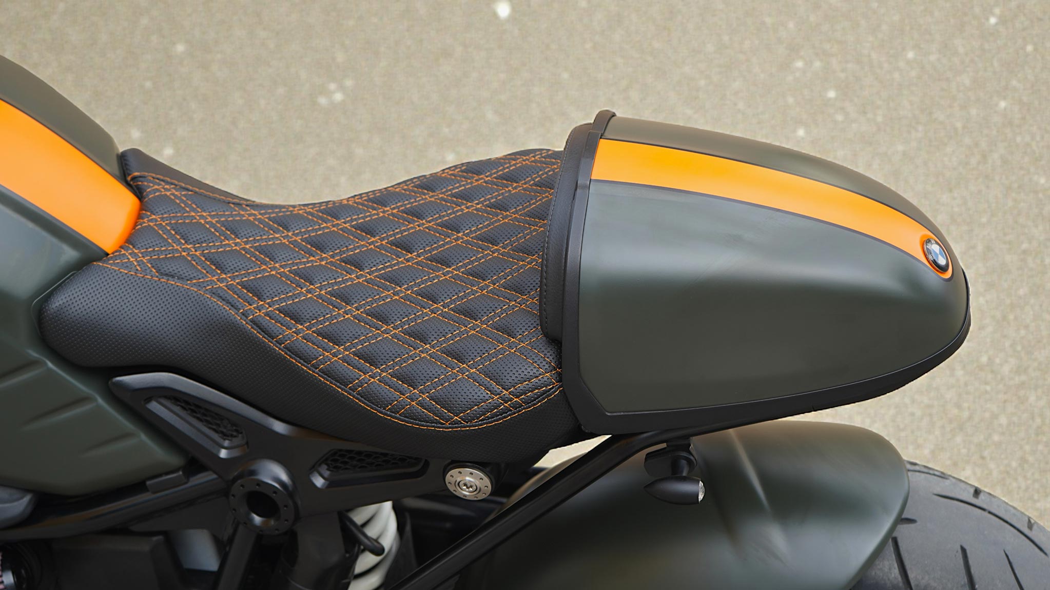 BMW R NINE T FIGHTING 31 Seat detail