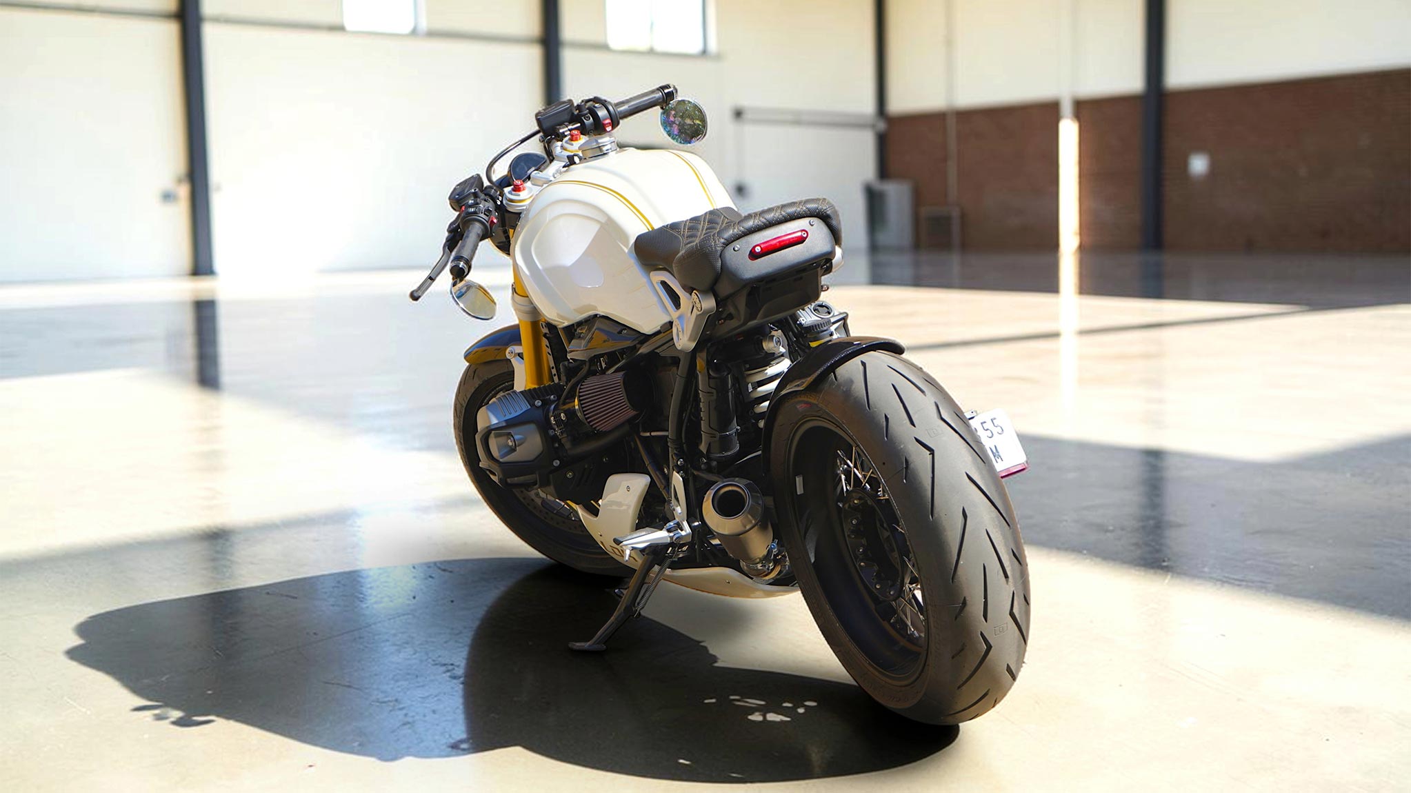 BMW R NINE T RIGAR Back view